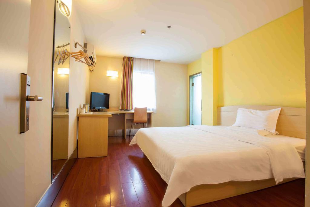 7Days Inn Chongqing Nanping Pedestrian Street Ruang foto