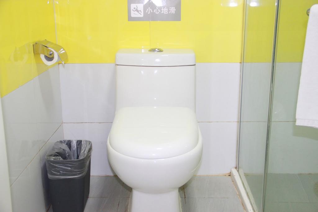 7Days Inn Chongqing Nanping Pedestrian Street Bagian luar foto