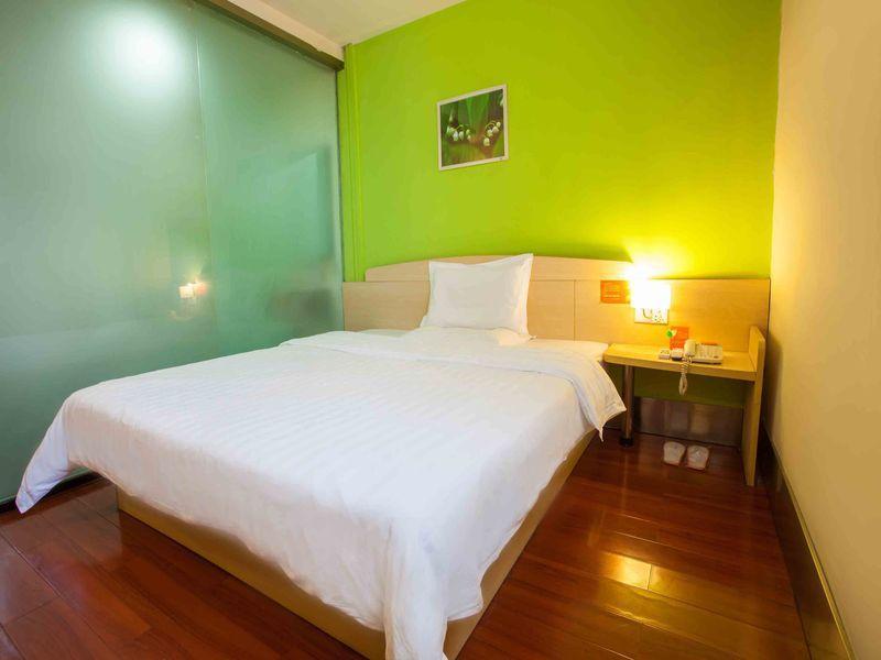 7Days Inn Chongqing Nanping Pedestrian Street Bagian luar foto